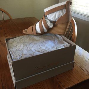 Crown Vintage Brown Sugar Cirque Sandals - Size 11